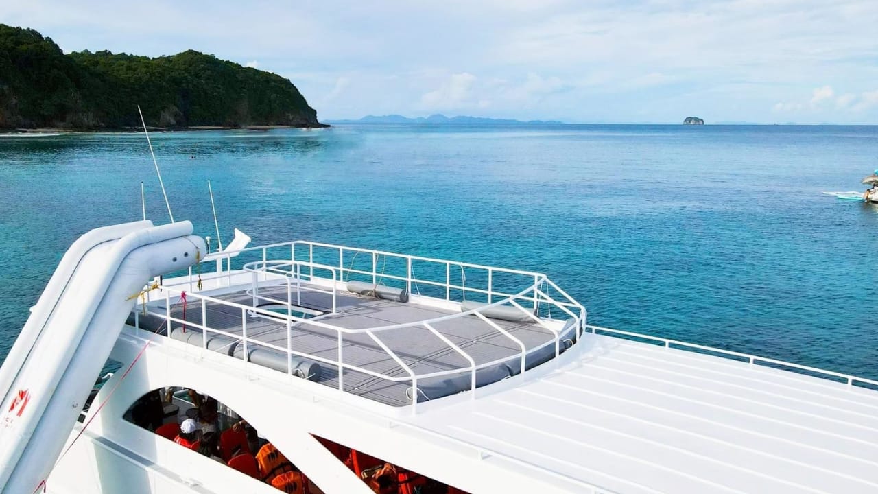 tour-listing-details-slide