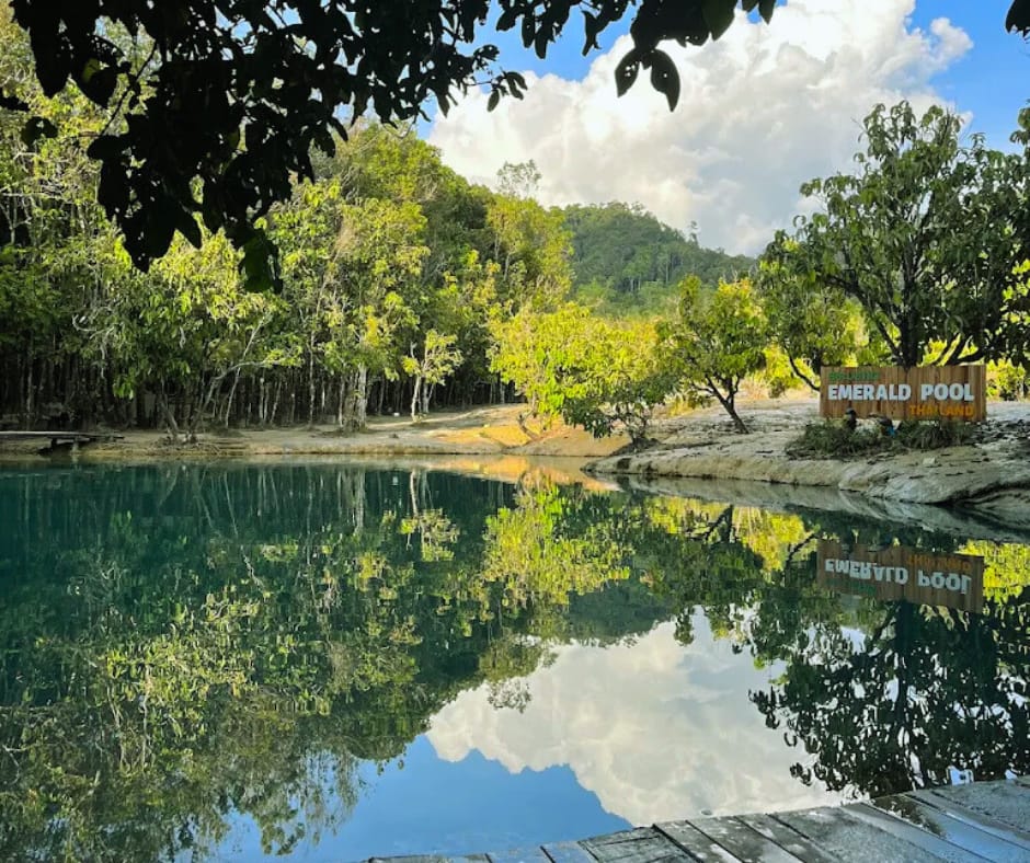 tour-listing-details-slide