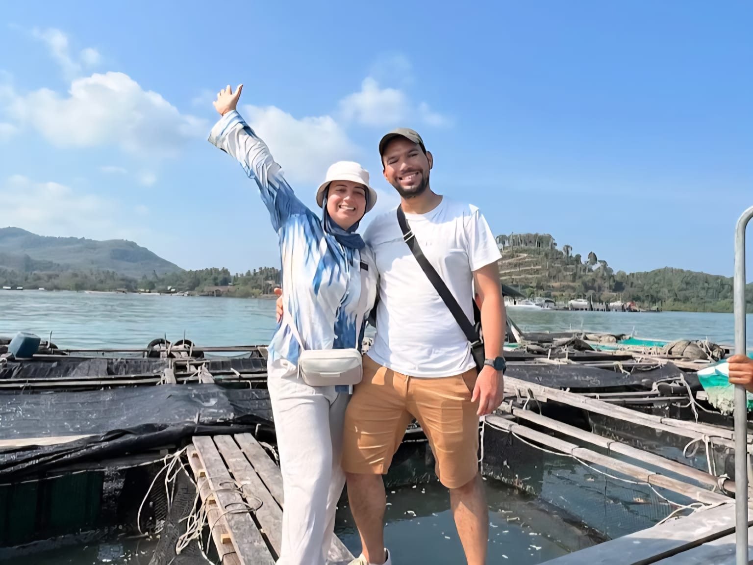 tour-listing-details-slide