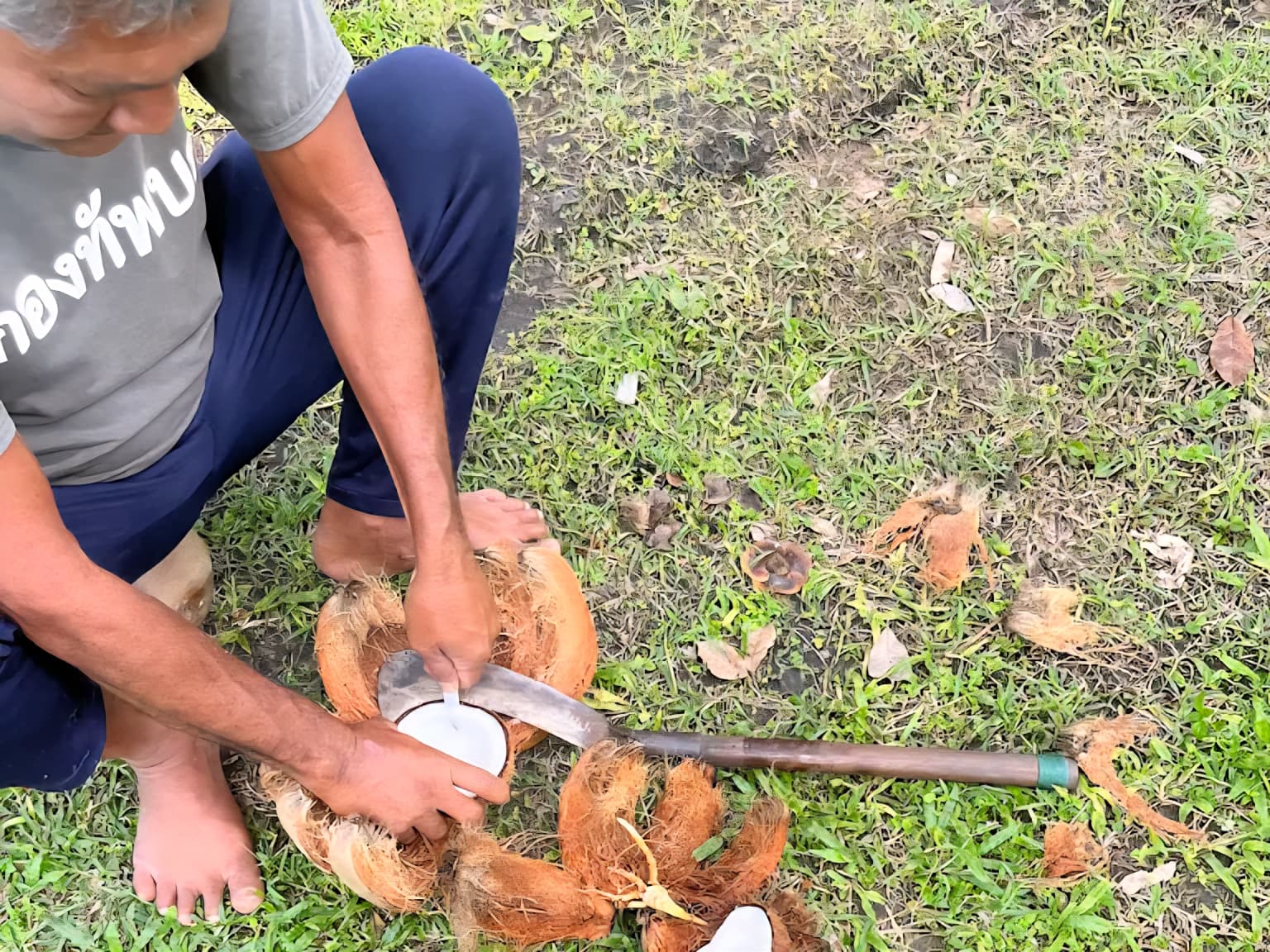 tour-listing-details-slide