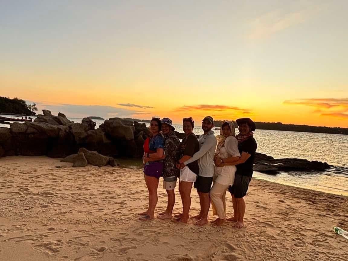 tour-listing-details-slide