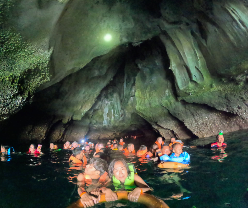 tour-listing-details-slide