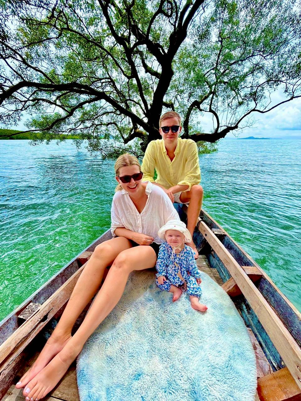 tour-listing-details-slide