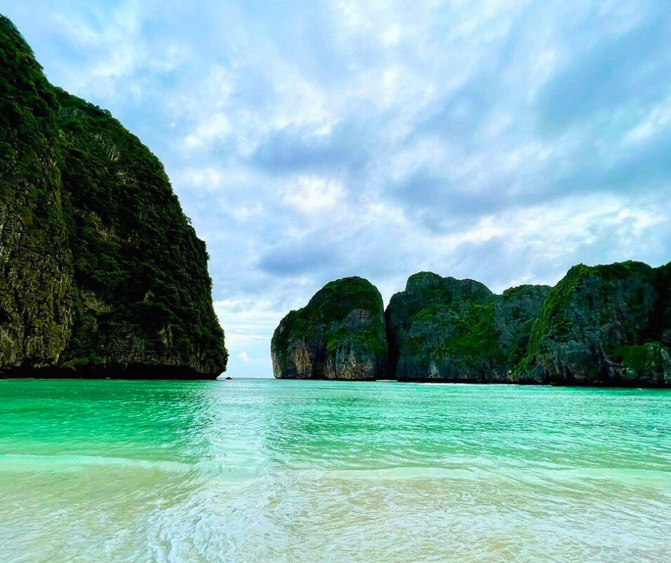 tour-listing-details-slide