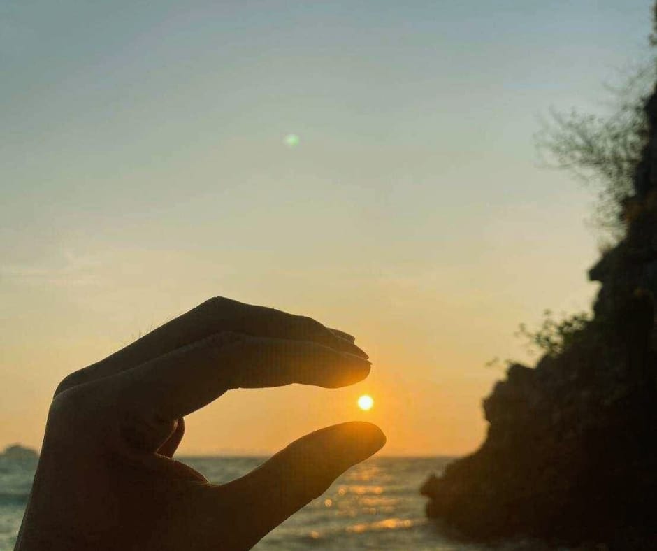 tour-listing-details-slide