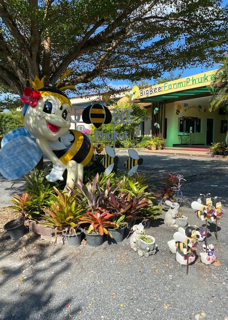 tour-listing-details-slide