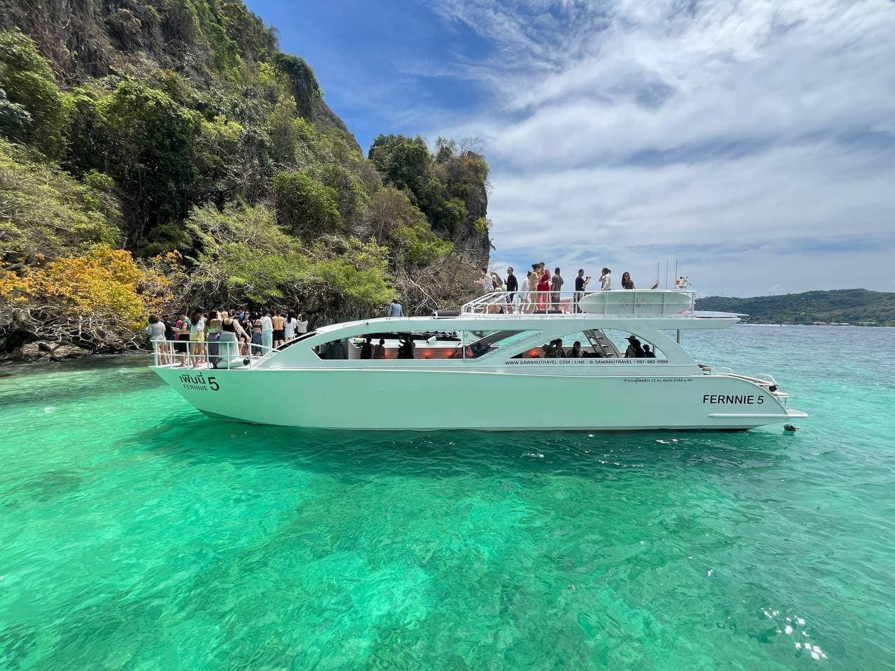 tour-listing-details-slide