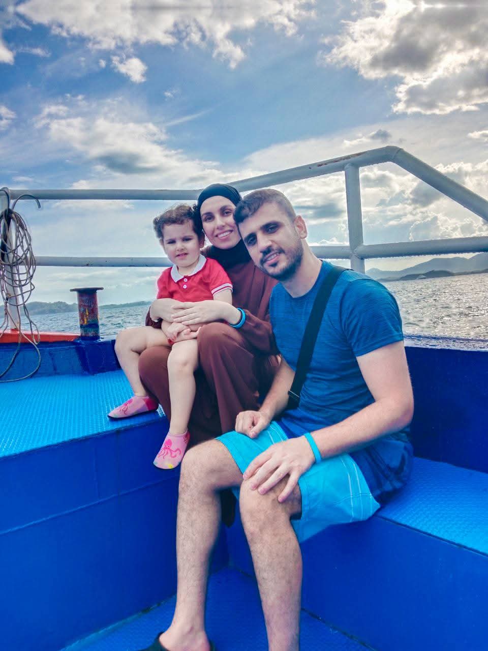 tour-listing-details-slide