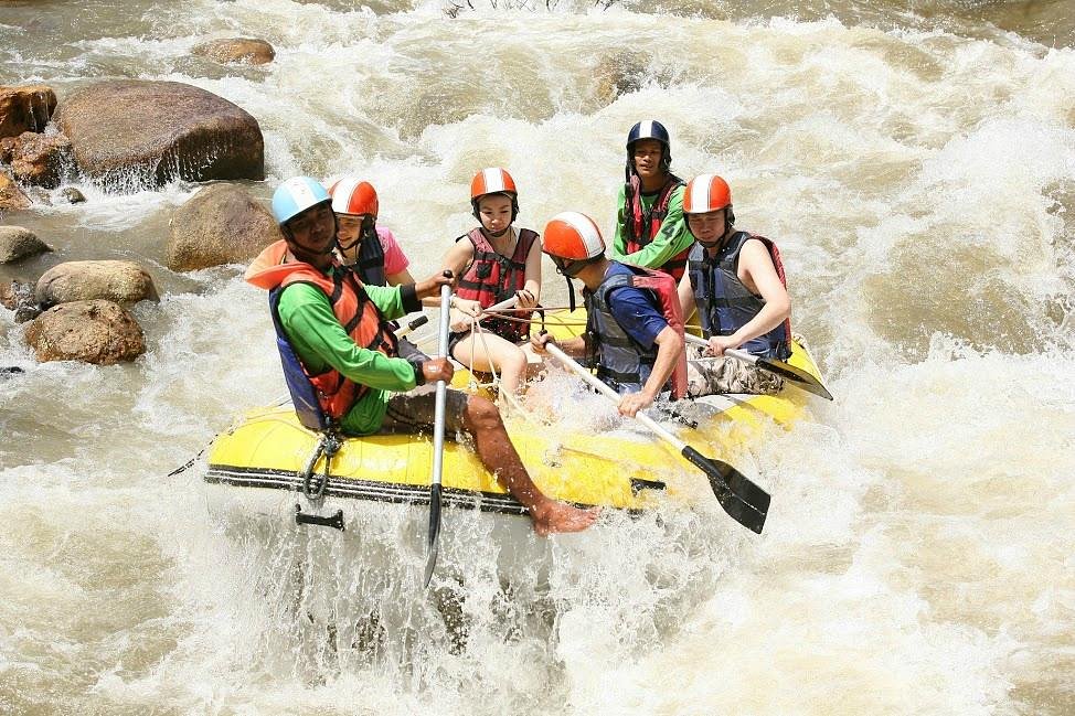 tour-listing-details-slide