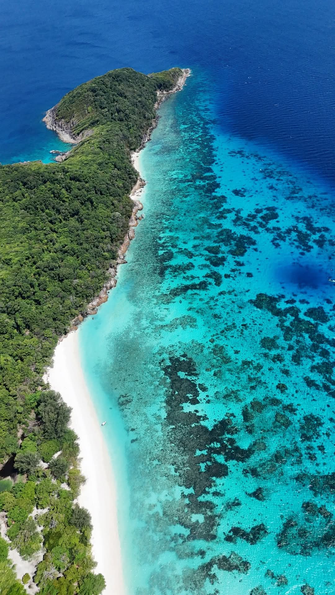 tour-listing-details-slide