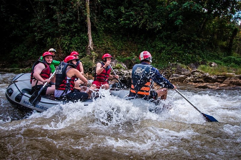 tour-listing-details-slide