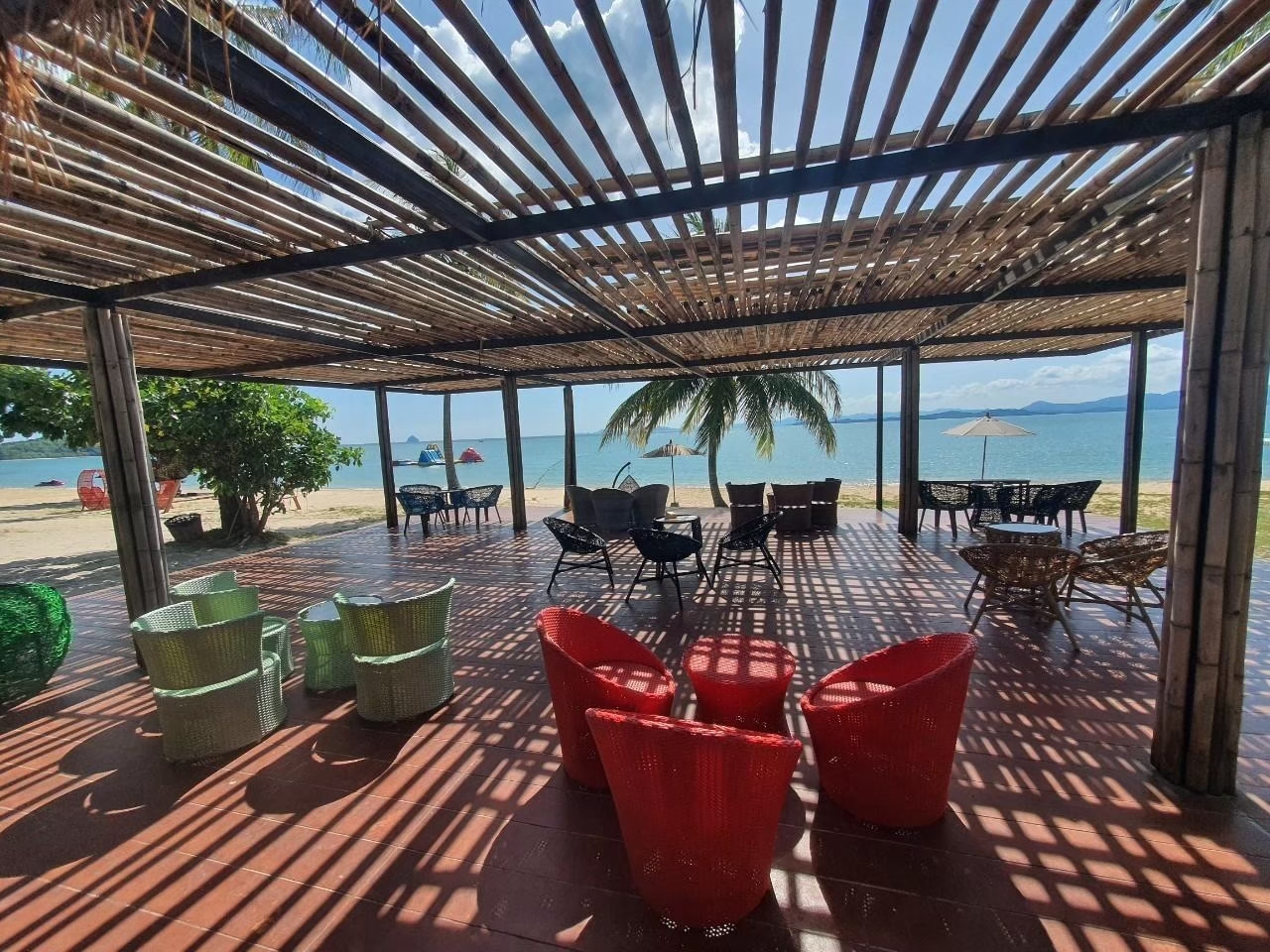 tour-listing-details-slide