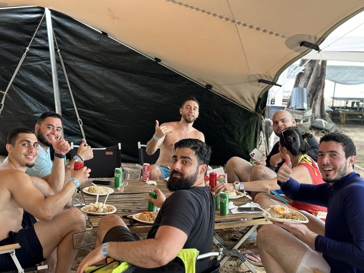 tour-listing-details-slide