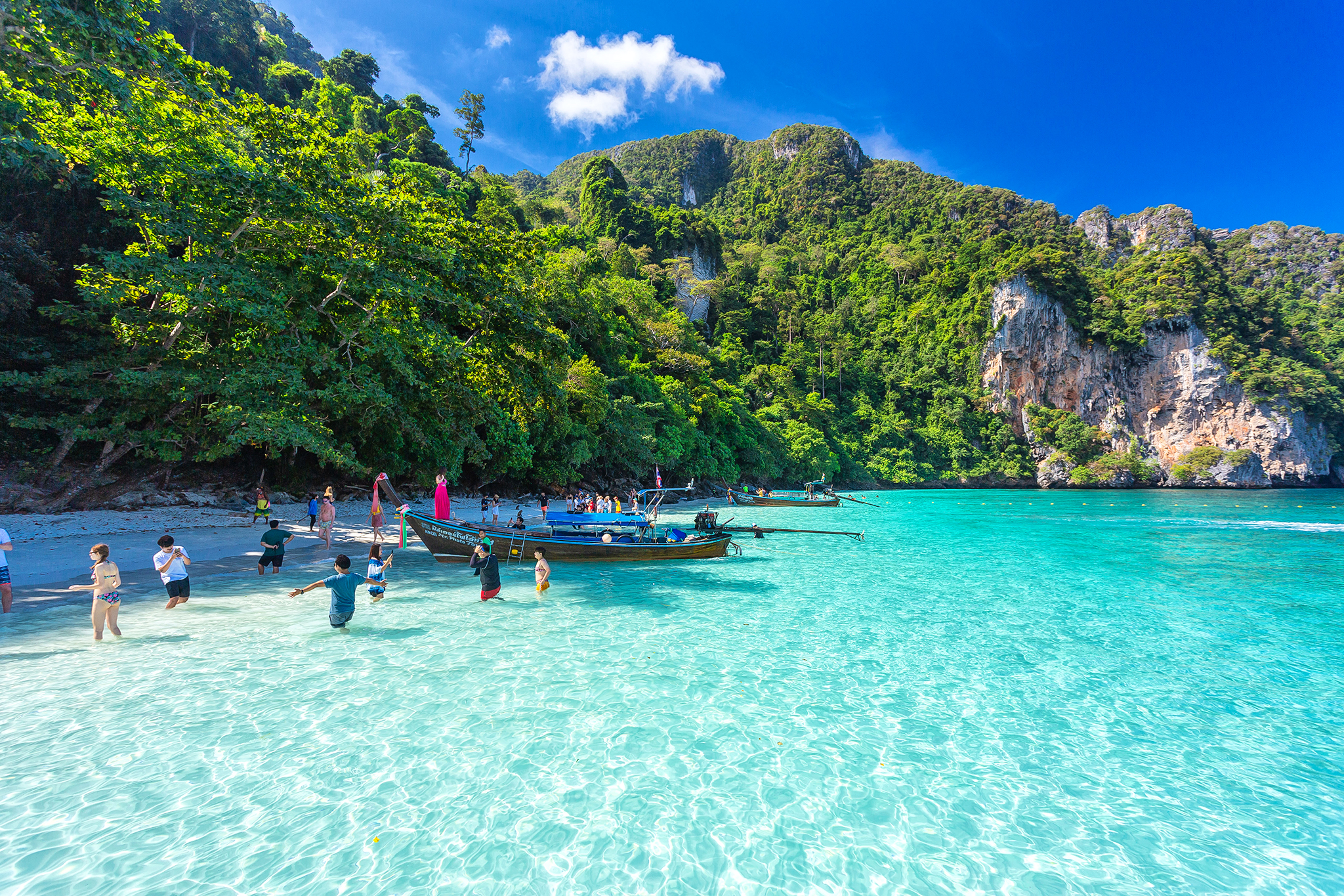 tour-listing-details-slide