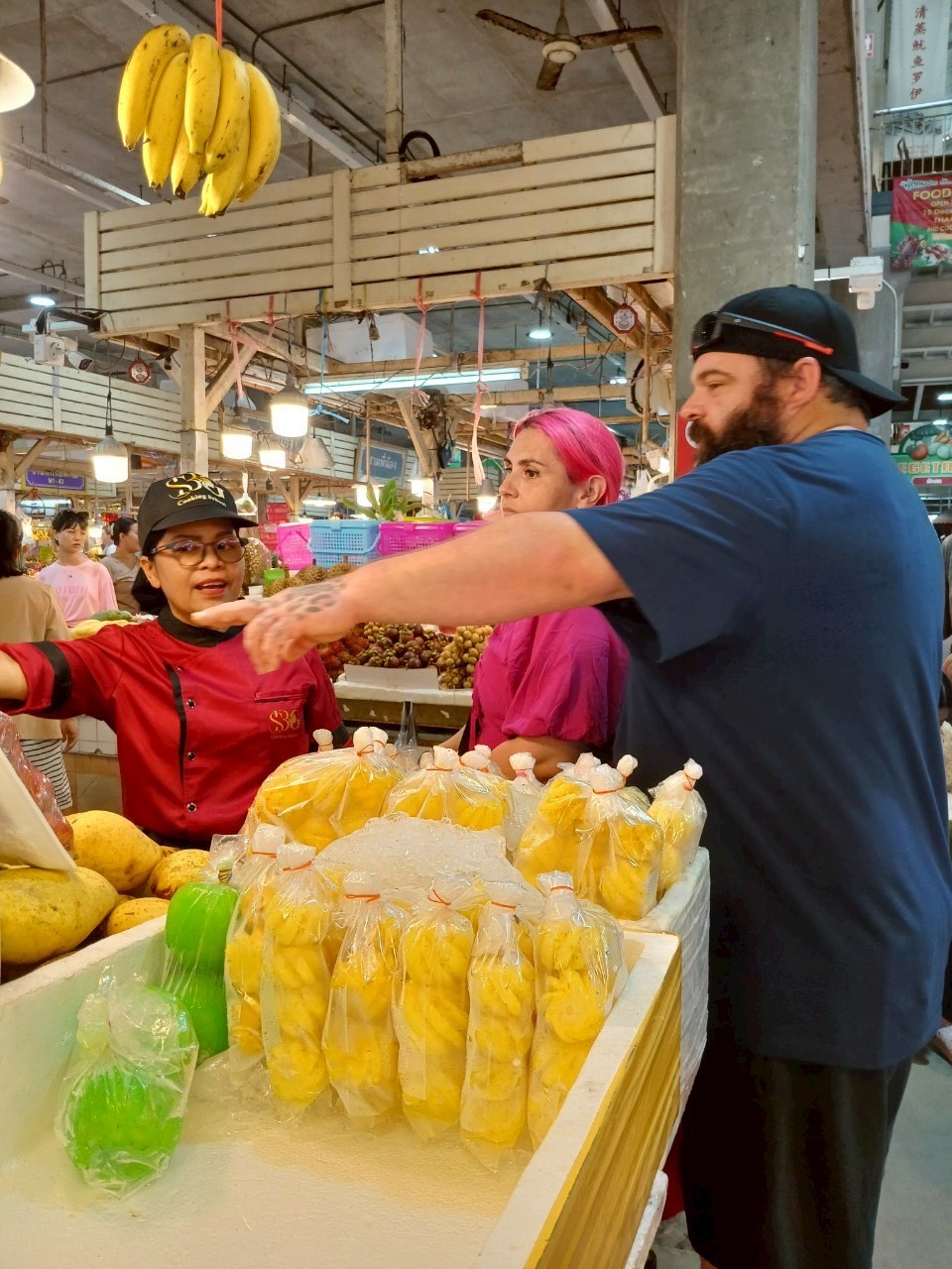 tour-listing-details-slide