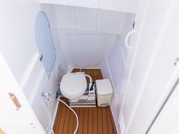 tour-listing-details-slide