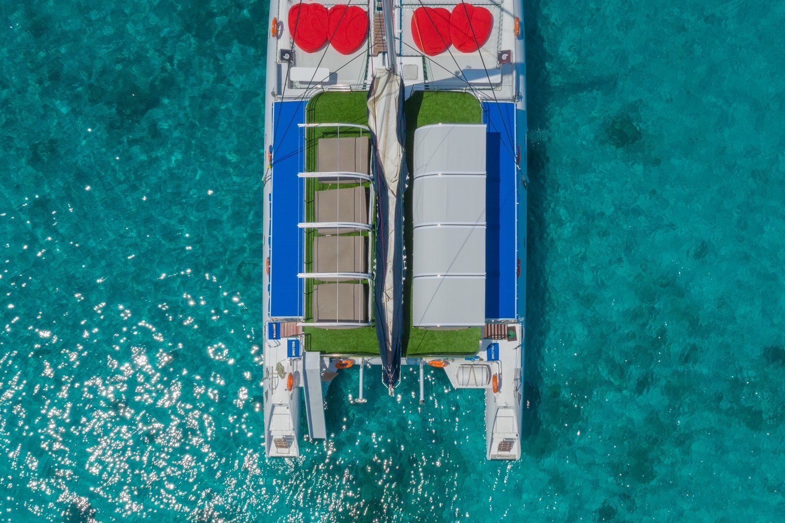 tour-listing-details-slide