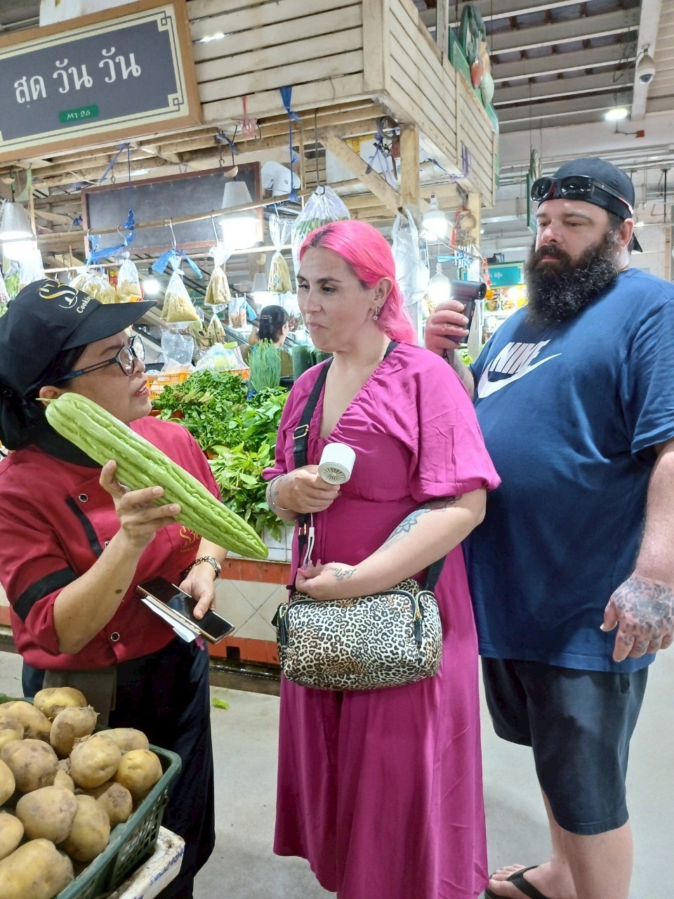 tour-listing-details-slide