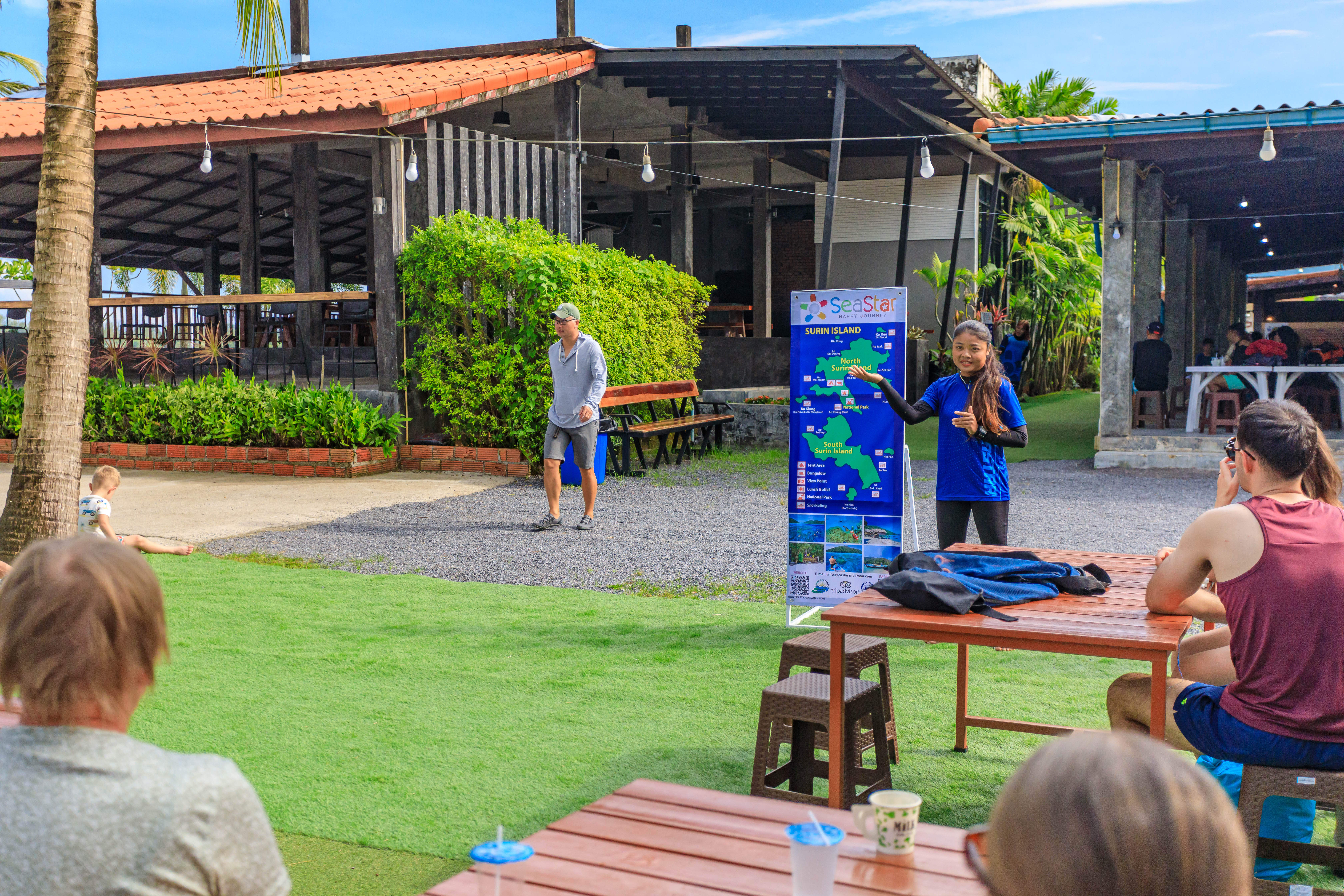 tour-listing-details-slide