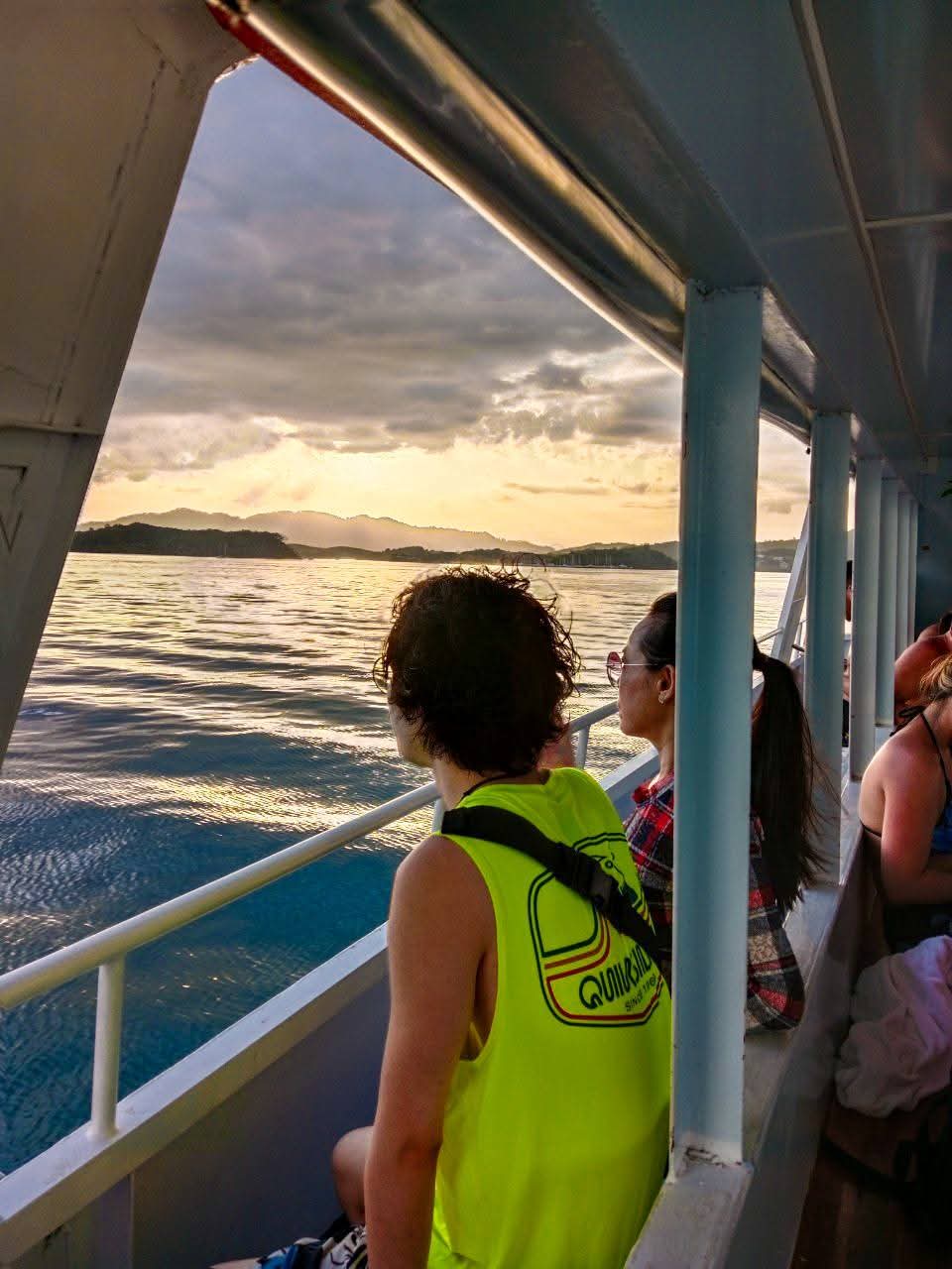 tour-listing-details-slide