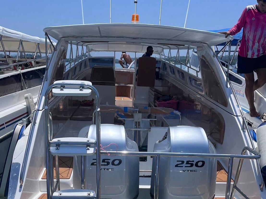 tour-listing-details-slide