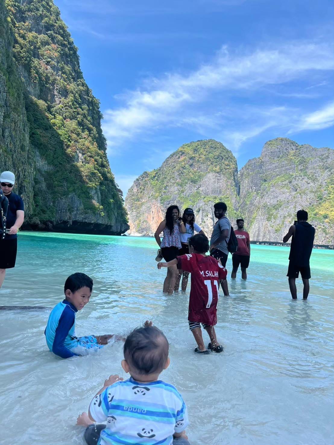 tour-listing-details-slide