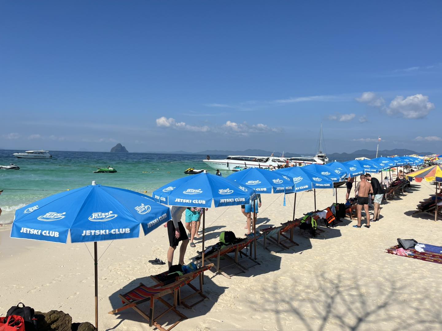 tour-listing-details-slide