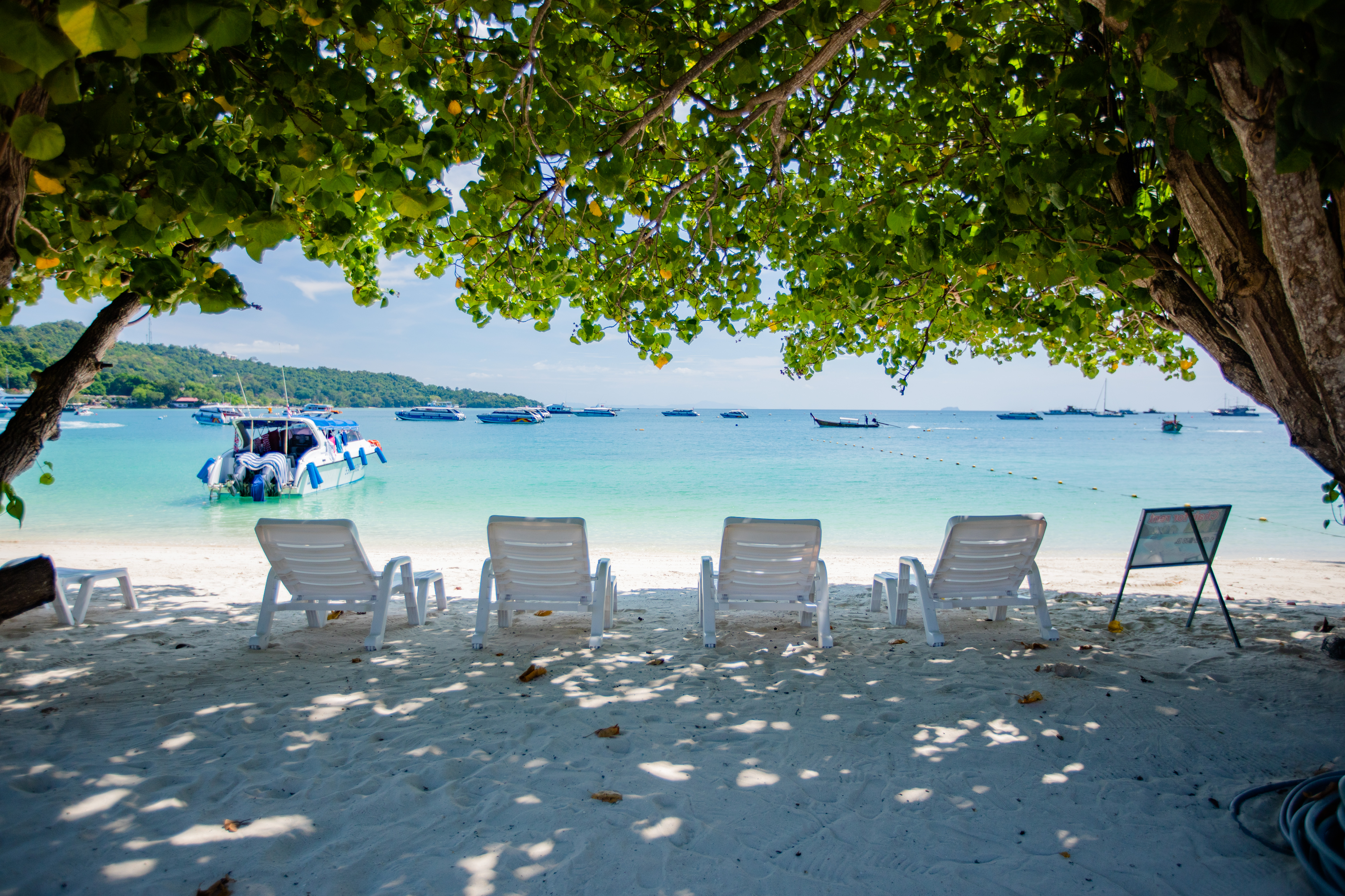 tour-listing-details-slide