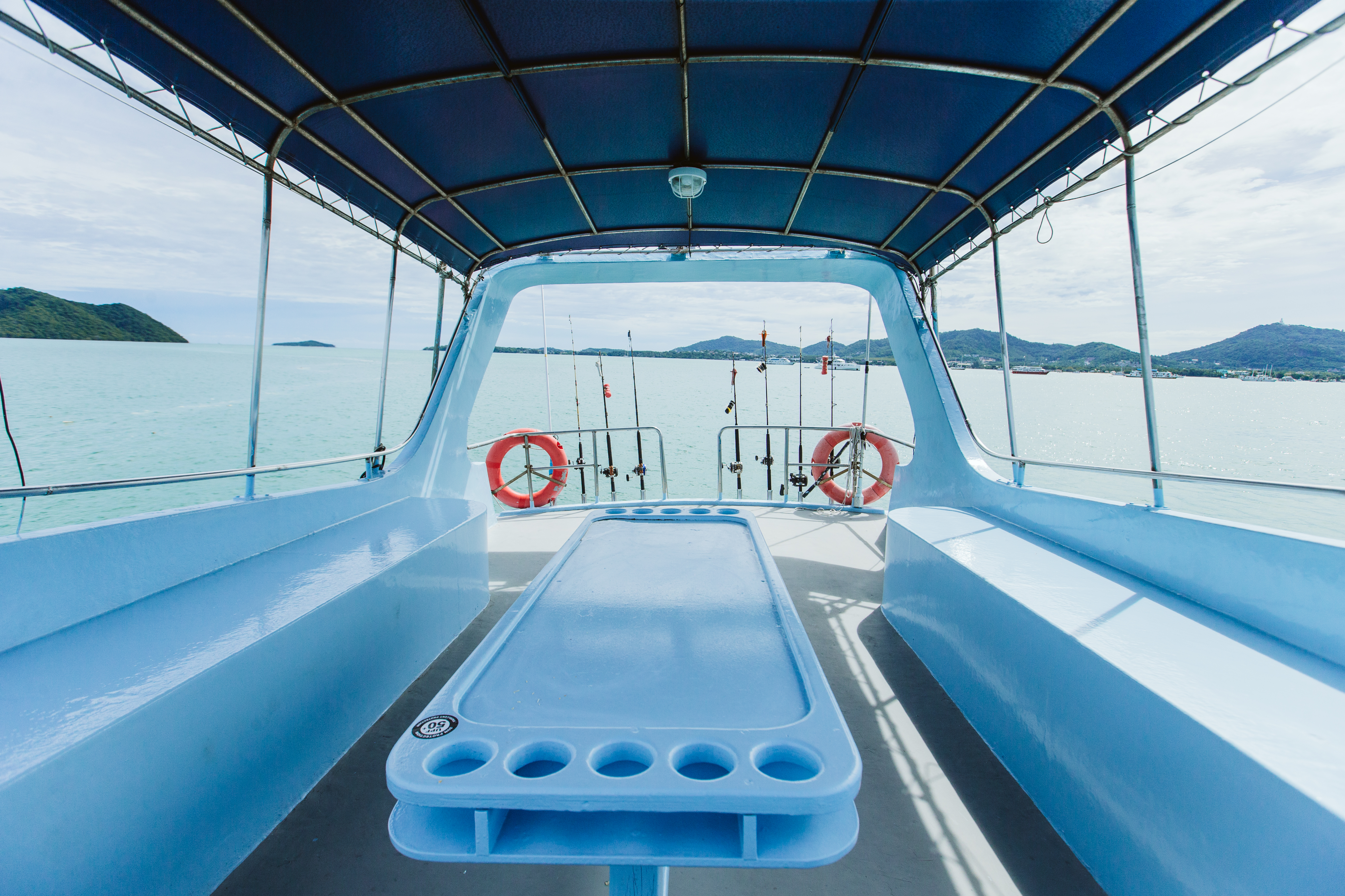 tour-listing-details-slide