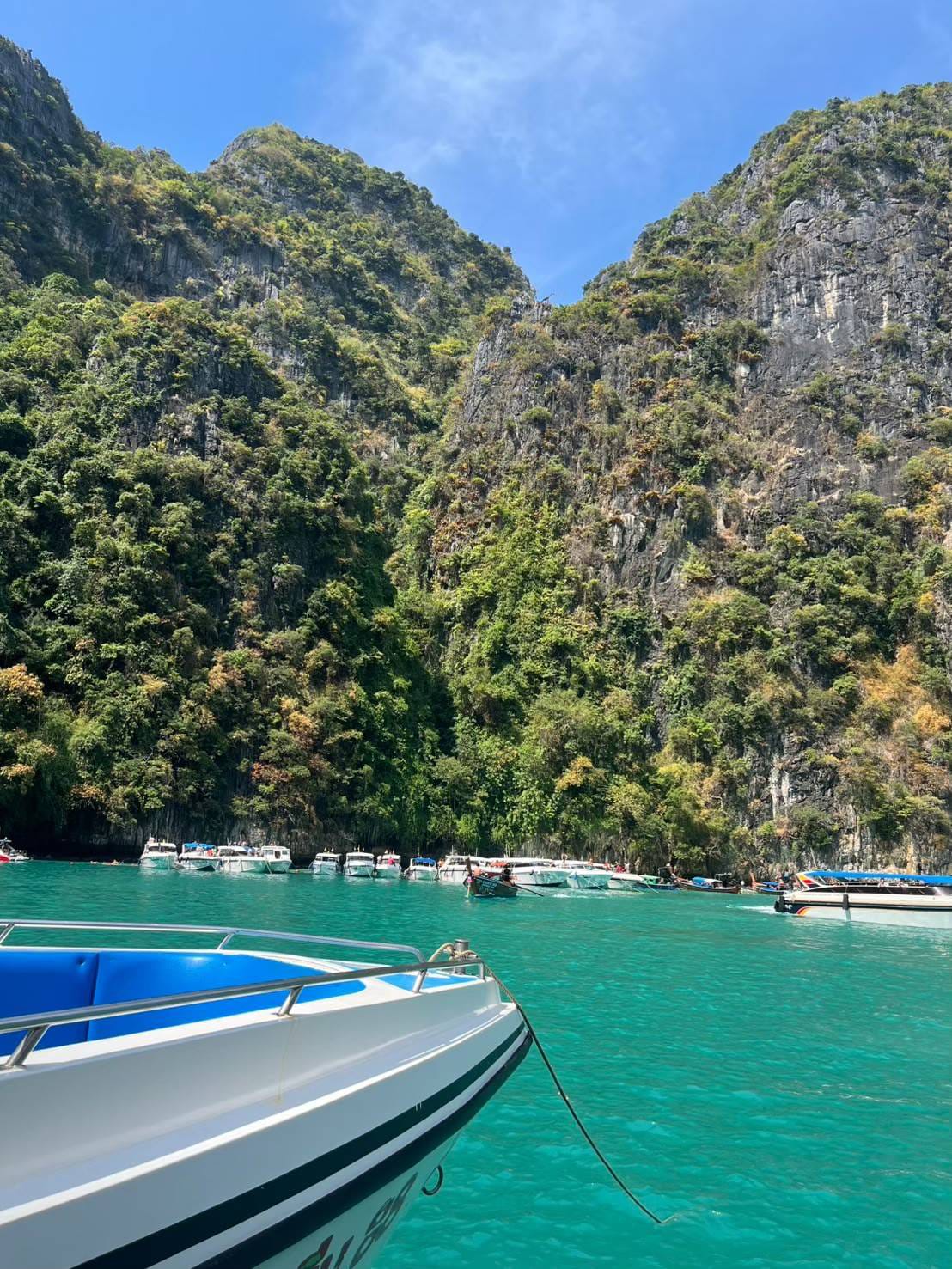 tour-listing-details-slide