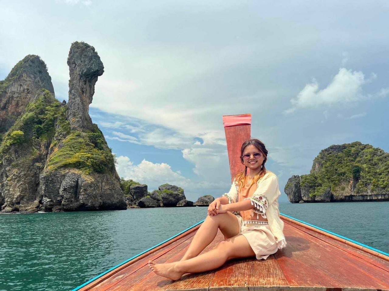 tour-listing-details-slide