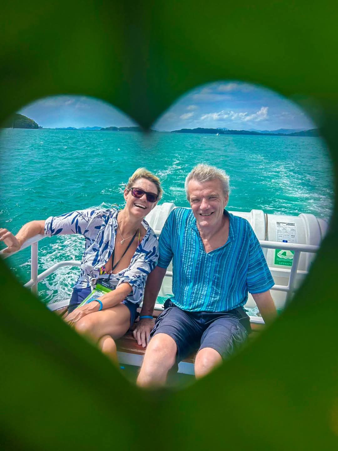 tour-listing-details-slide