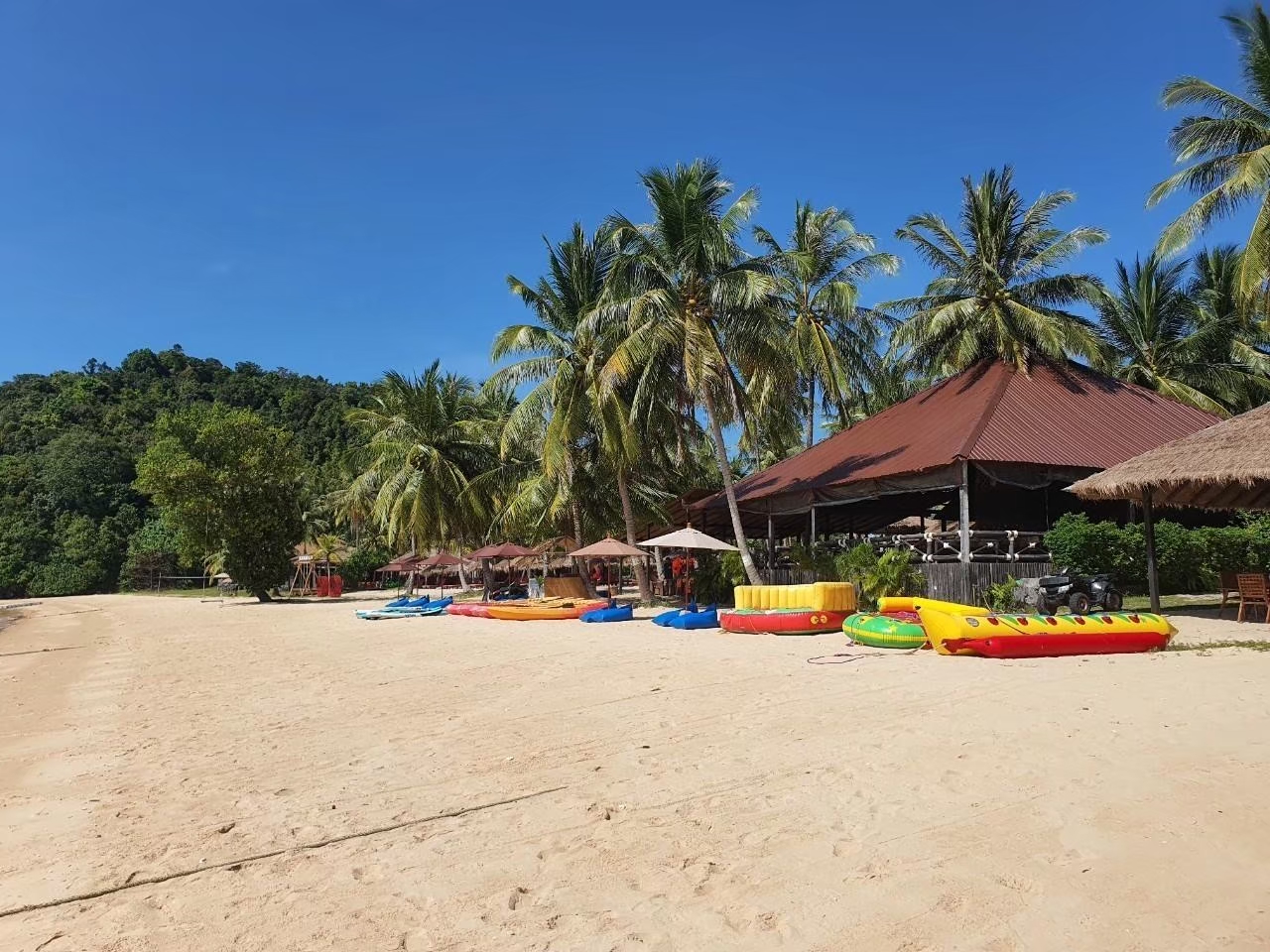 tour-listing-details-slide