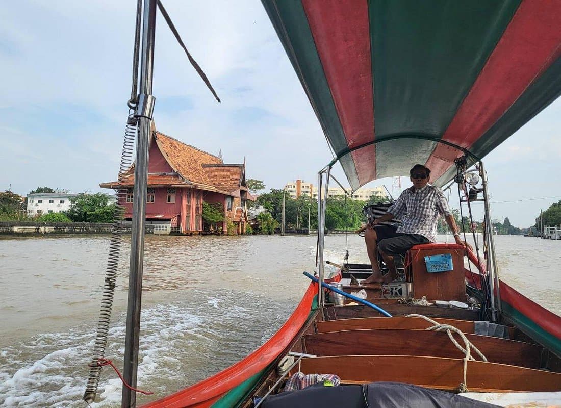 tour-listing-details-slide